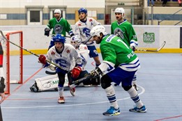 Víkend hokejbalistů: Povinné vítězství v Dobřanech, pak ale ztracený zápas v Ústí