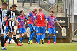 Sparto, těš se. Fotbalisté v generálce na restart ligy jasně vyhráli