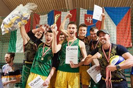 České týmy kralují na prvním klubovém mistrovství MEVZA v beachvolejbale